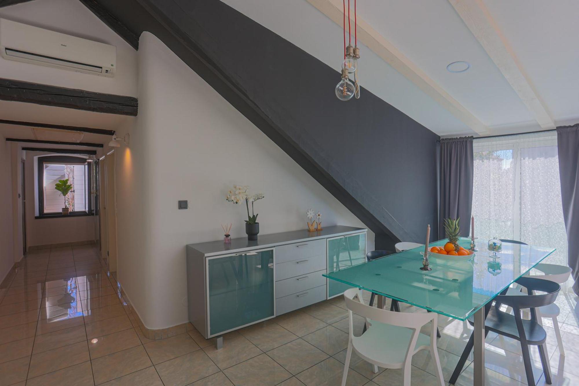 Luxattic Lägenhet